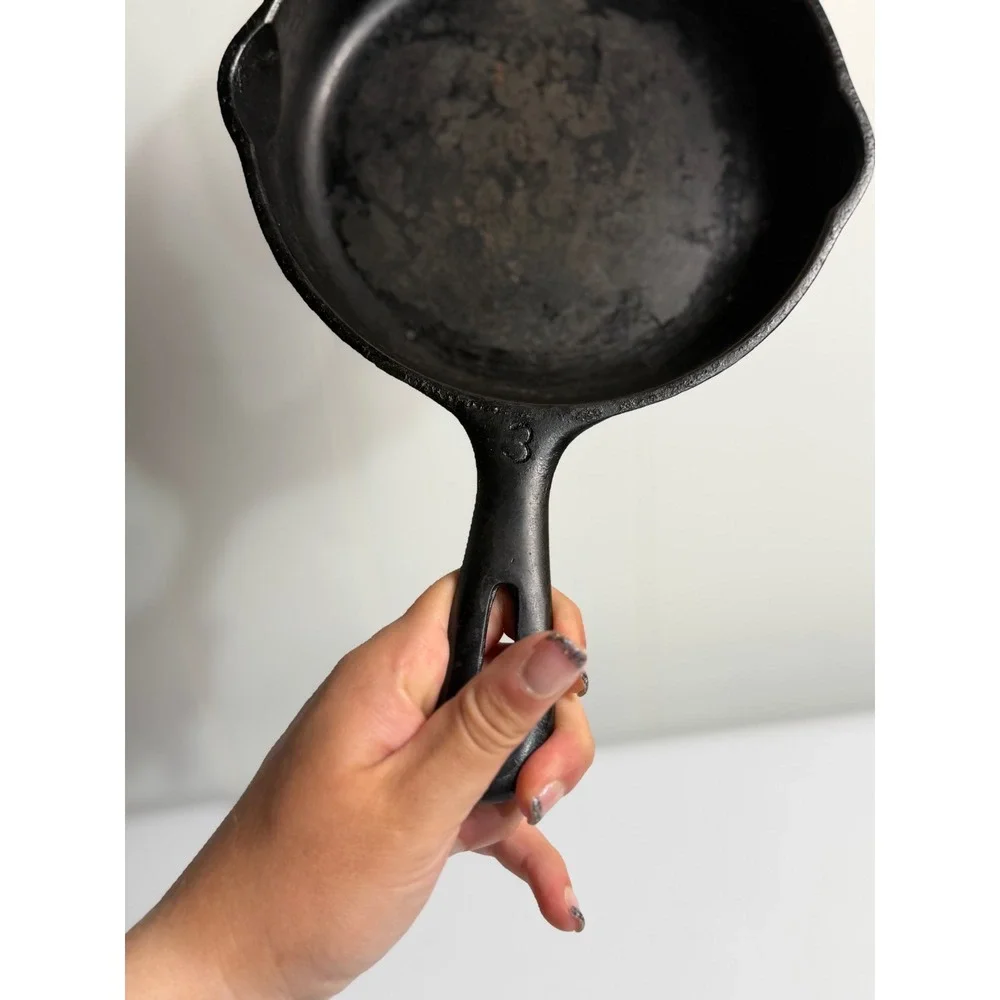 VTG Wagner Skillet #3 Black Cast Iron 6.5 Inch Frying Pan Kitchen Cookware Small
